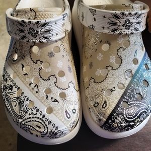 Bandana Crocs 7w/5m